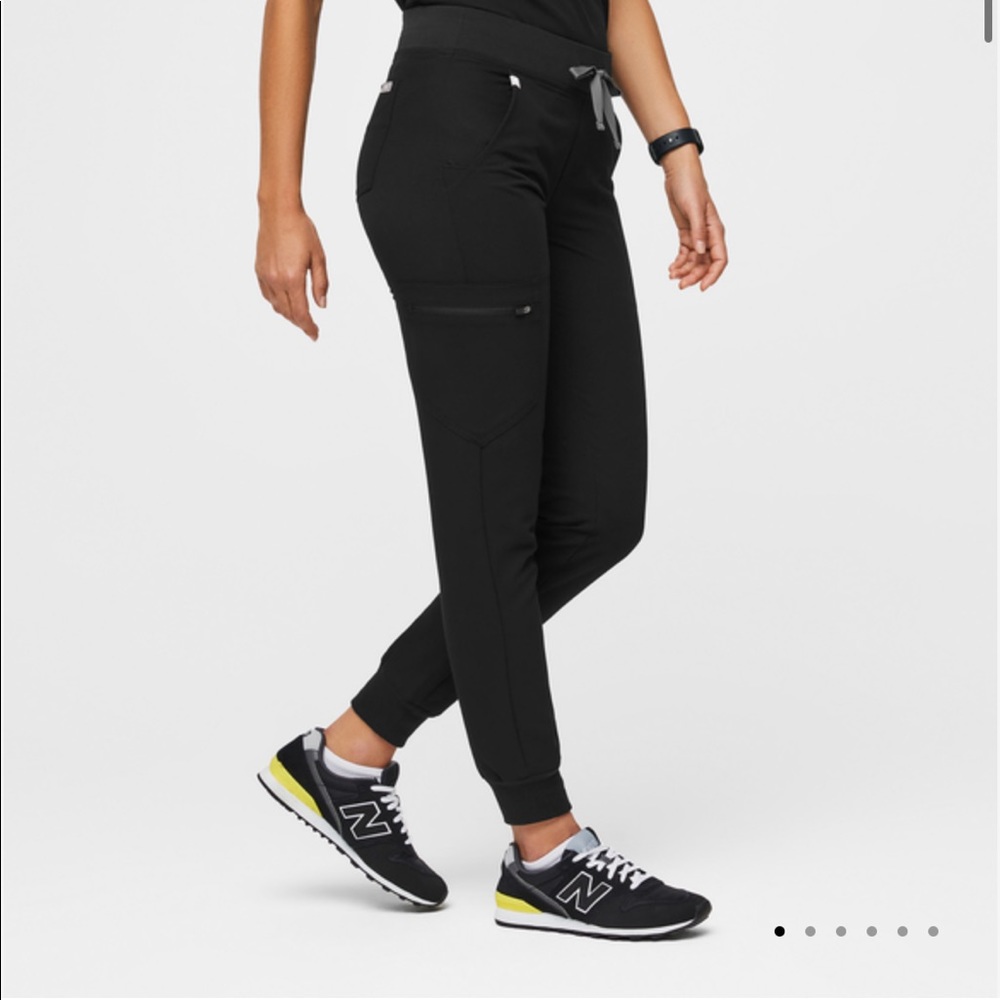 Figs Zamora Jogger scrub pants